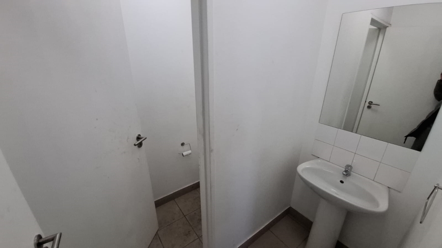 To Let commercial Property for Rent in Fisantekraal Western Cape